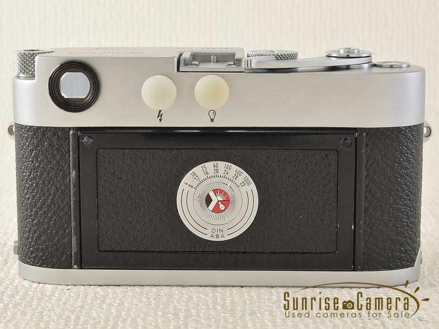 ギフト】 新品 イタリア製本革 カメラケース LEICA ライカ 初期M3用 緑