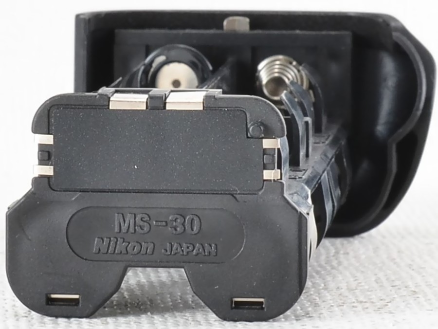 Nikon (ニコン) MS-30 単三電池ホルダー F5用 元箱付